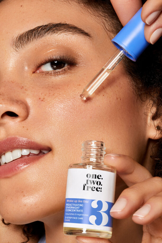 Kampagne CAIA Cosmetics x Jasmin Azizam - Natascha Lindemann